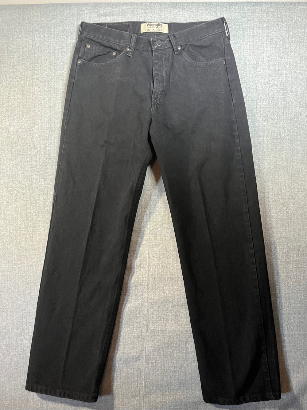 Wrangler Authentics Black Straight-Leg Men's Jeans, size 32x30